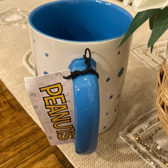 Peanuts Snoopy 17 oz mug - Picture 2 of 4